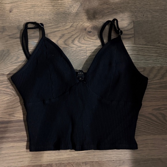 Dance & Marvel Tops - Dance & Marvel Black Ribbed Crop Top